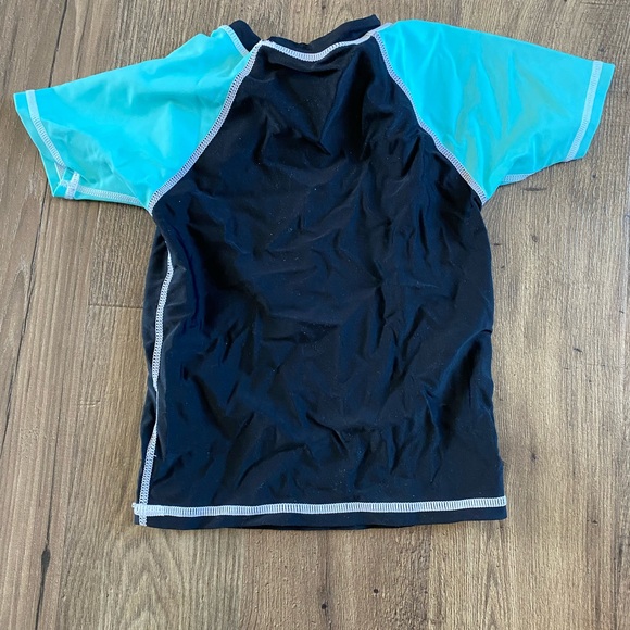 Little boy short sleeves rashguard 3T Romy & Aksel black turquoise - Picture 3 of 3
